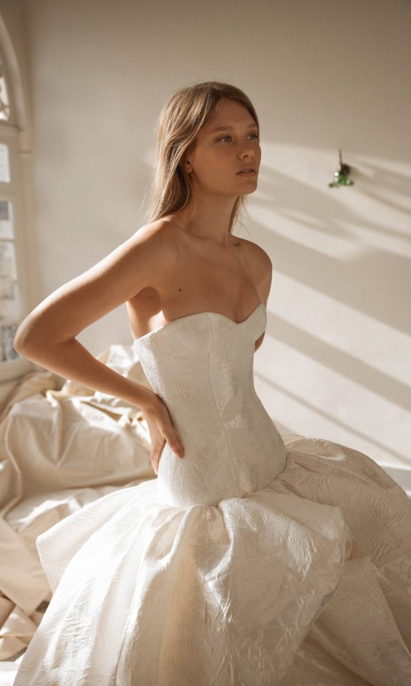 VIVIENNE